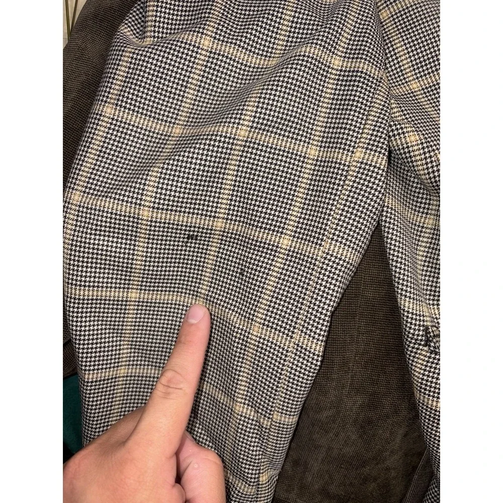 Vintage Mantoni Milan Italy 100% virgin wool 3 button blazer suit coat Men's: 44
